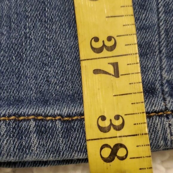 Lane Bryant womens 22 light blue mid rise girlfriend crop jeans - Picture 8 of 9